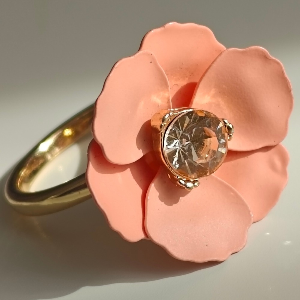 Pink Flower Cocktail Ring Enamel Peach Gold Tone Rhinestone Center Statement